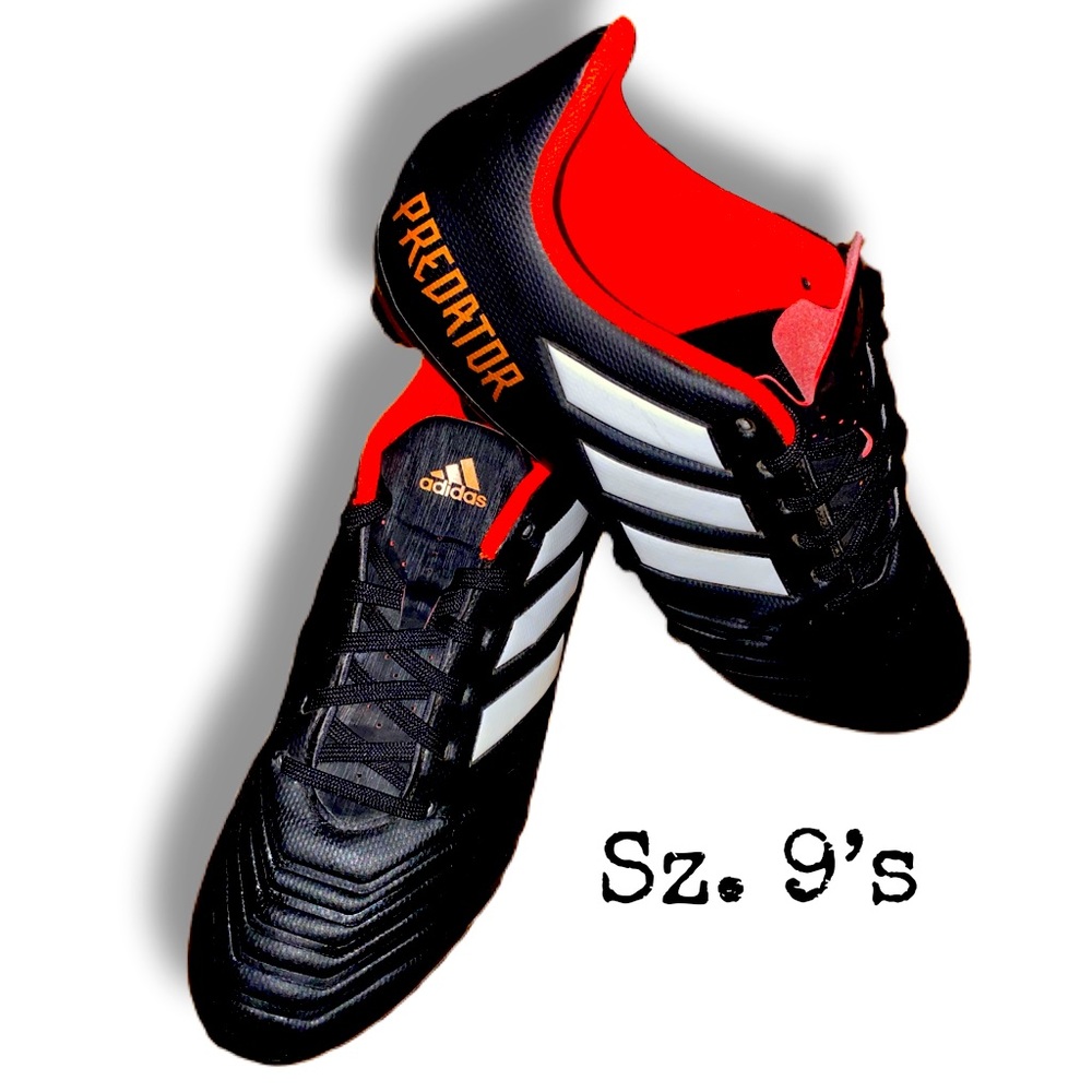 Men’s 18.4 Predator Soccer Cleats Size 9